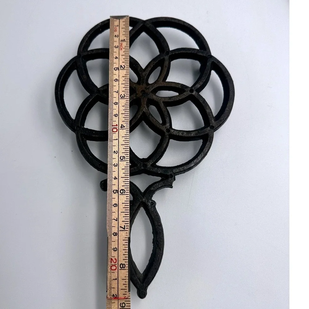 Antique‎ Cast Iron Trivets Napan Rine & Co Boston Mass Victorian Set of 2